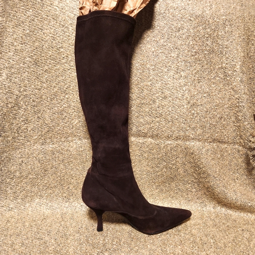 Stuart Weitzman Stretch Chocolate Suede Boots. Size 7.